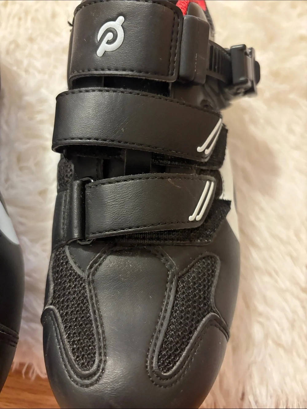 Women’s Peloton Black Cycling Shoes  in very good condition